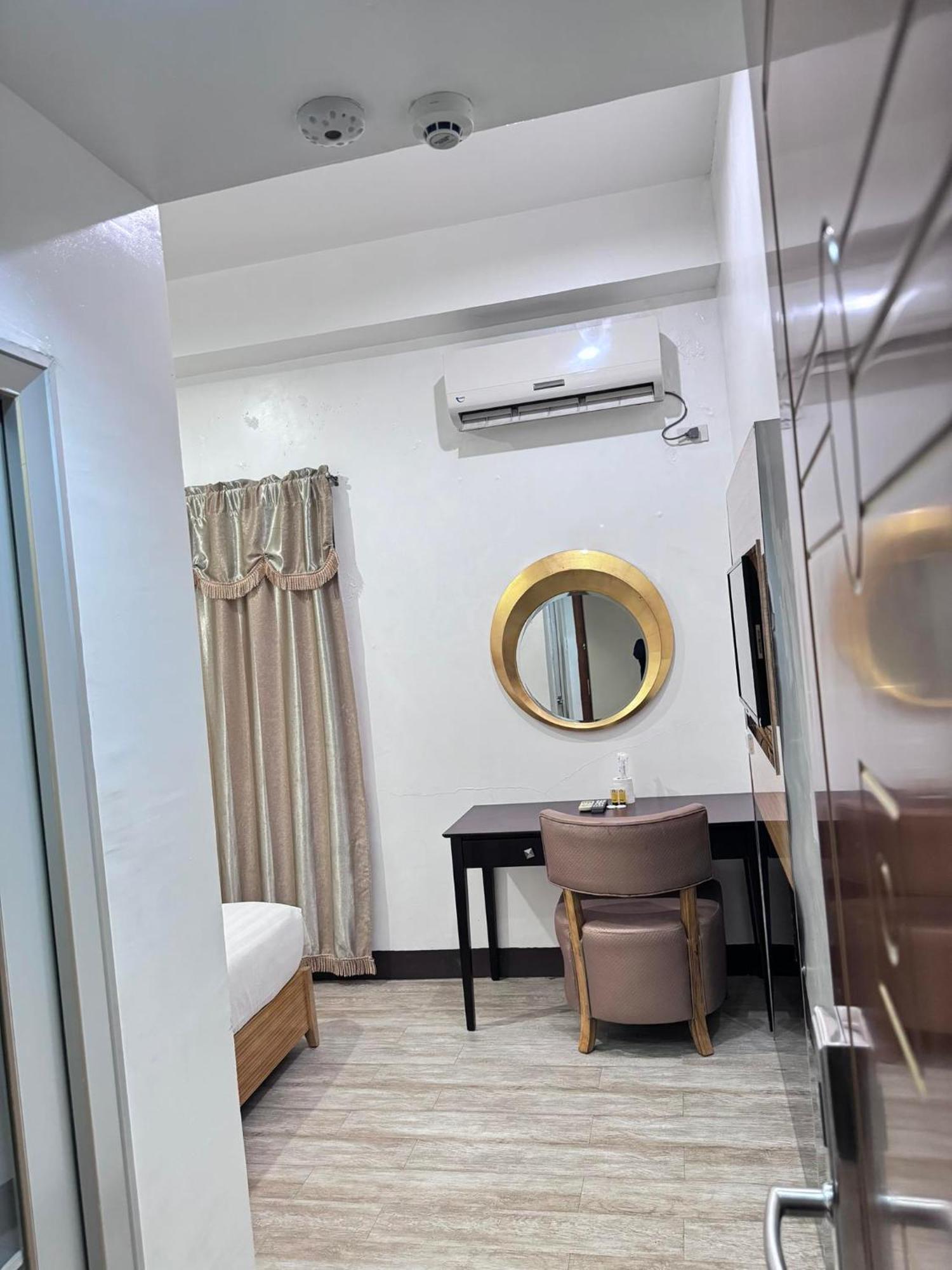 Jeamco Royal Hotel-Palawan Puerto Princesa Kültér fotó